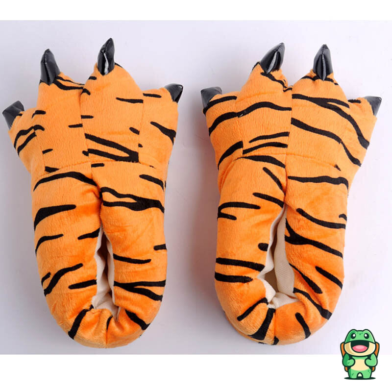 Chaussons Tigrou orange vus de face avec visage souriant