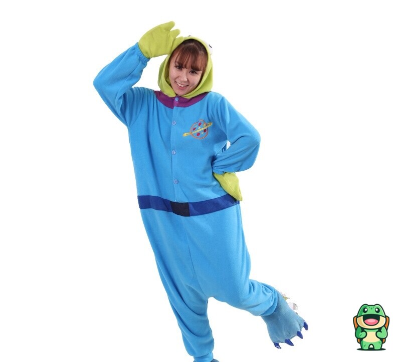 Grenouillère alien adulte portée pour une soirée détente
