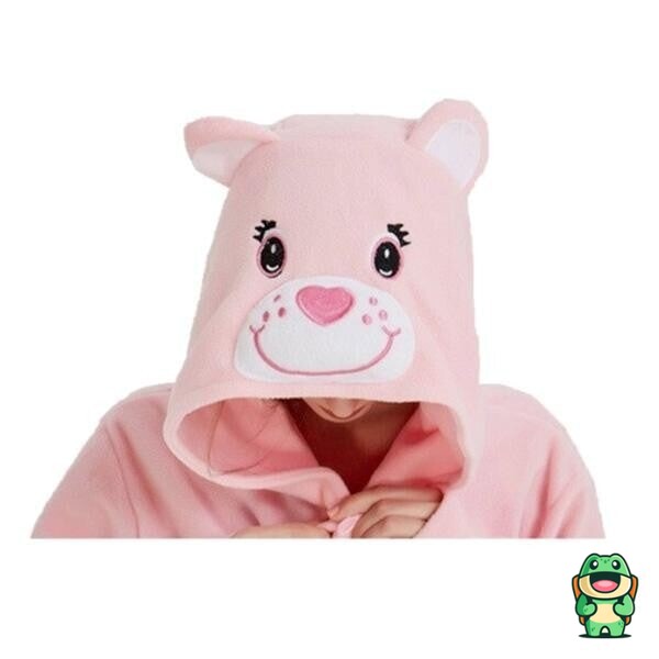 Détail de la matière polaire douce de la grenouillère rose