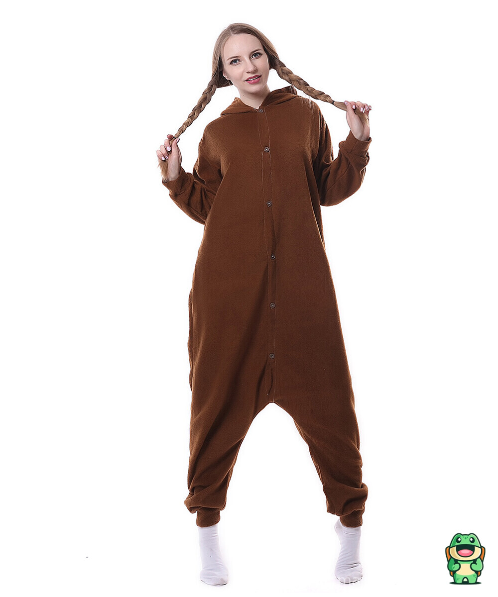 Détail de la matière peluche marron douce et chaude