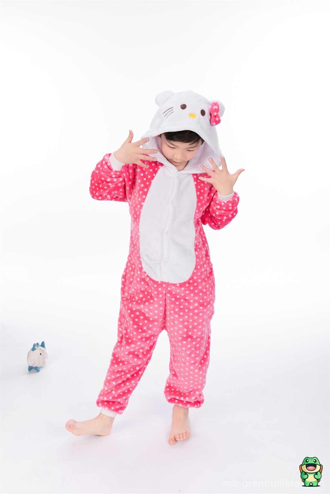 Capuche Hello Kitty rose avec oreilles et visage brodé