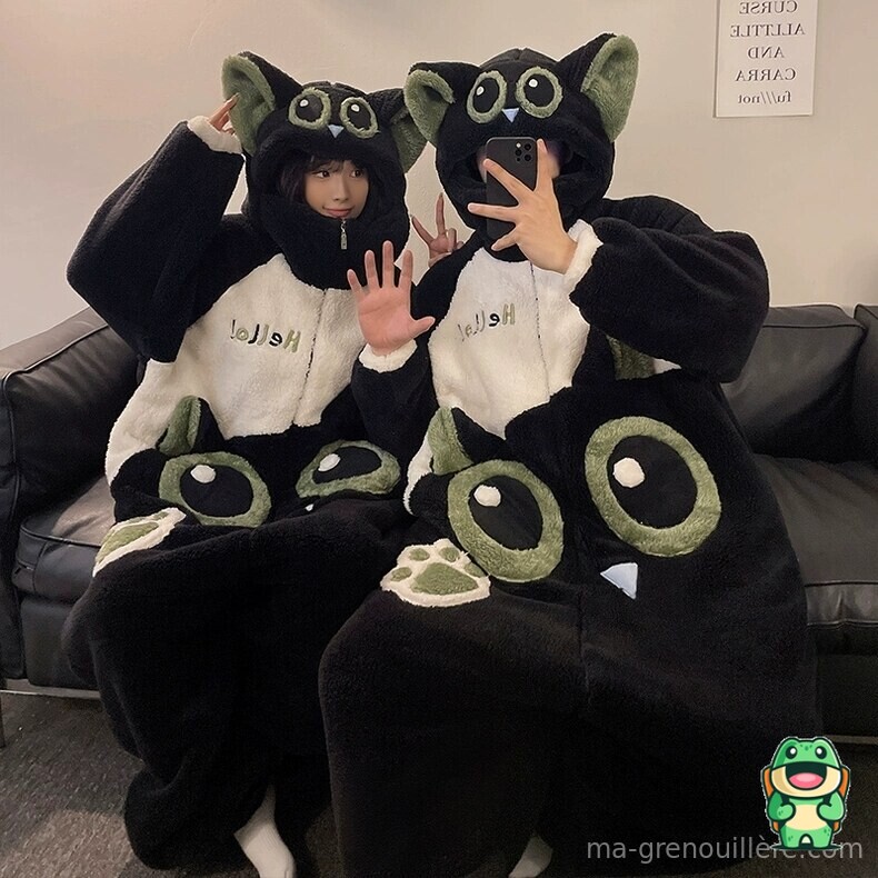 Capuche féline de la grenouillère Luo Xiaohei