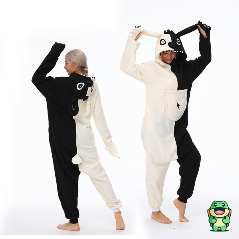 Grenouillère Monokuma noire adulte vue de face