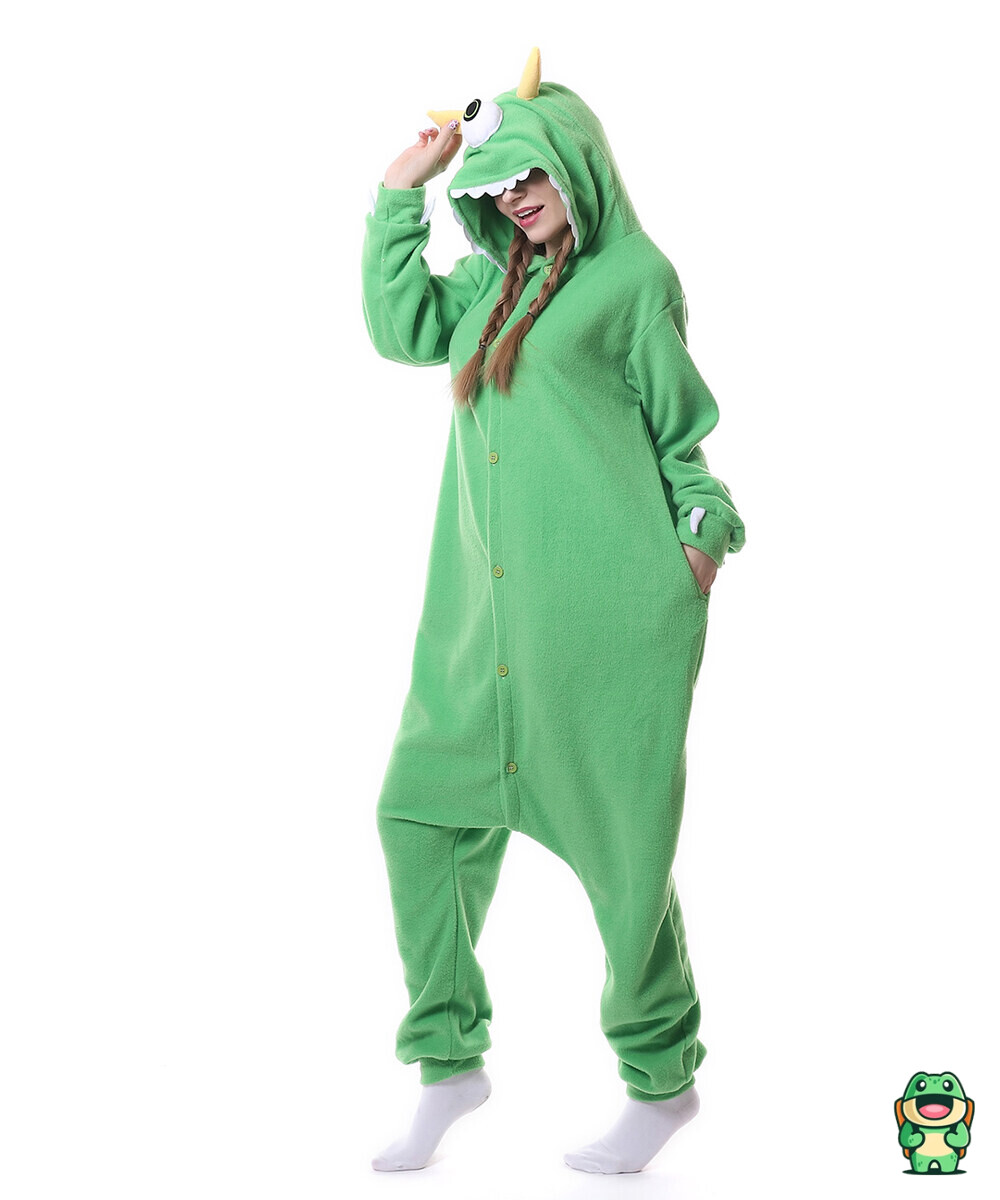 Détail de la flanelle douce de la grenouillère monstre