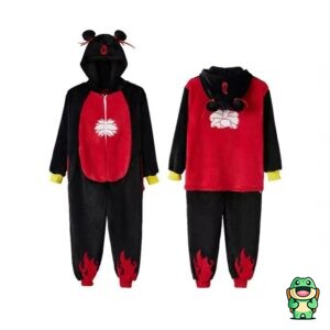 Vue de face de la grenouillère nezha avec capuche
