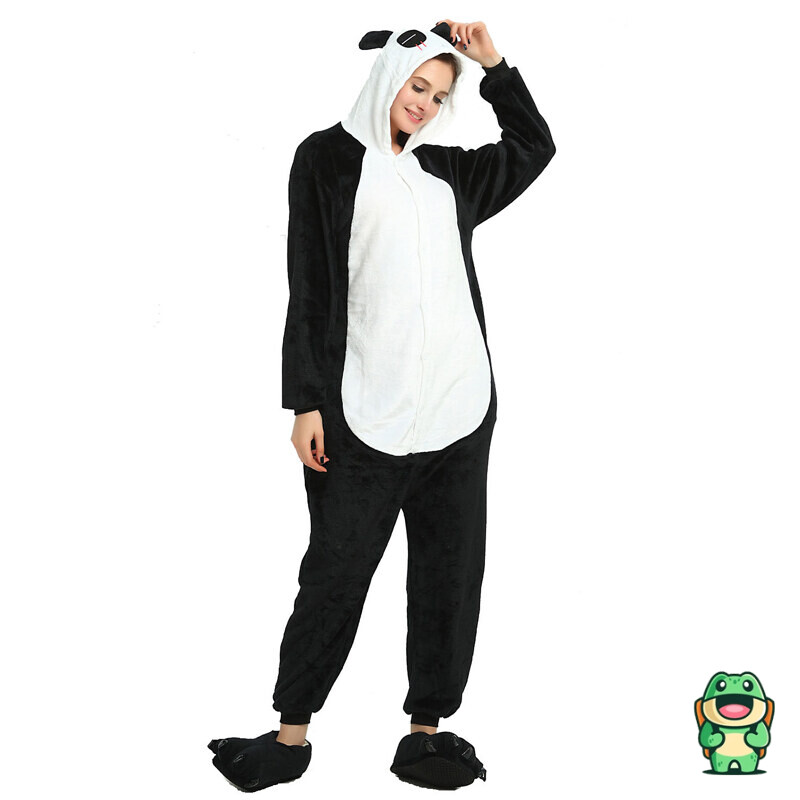 Capuche panda avec oreilles rondes et visage contrasté