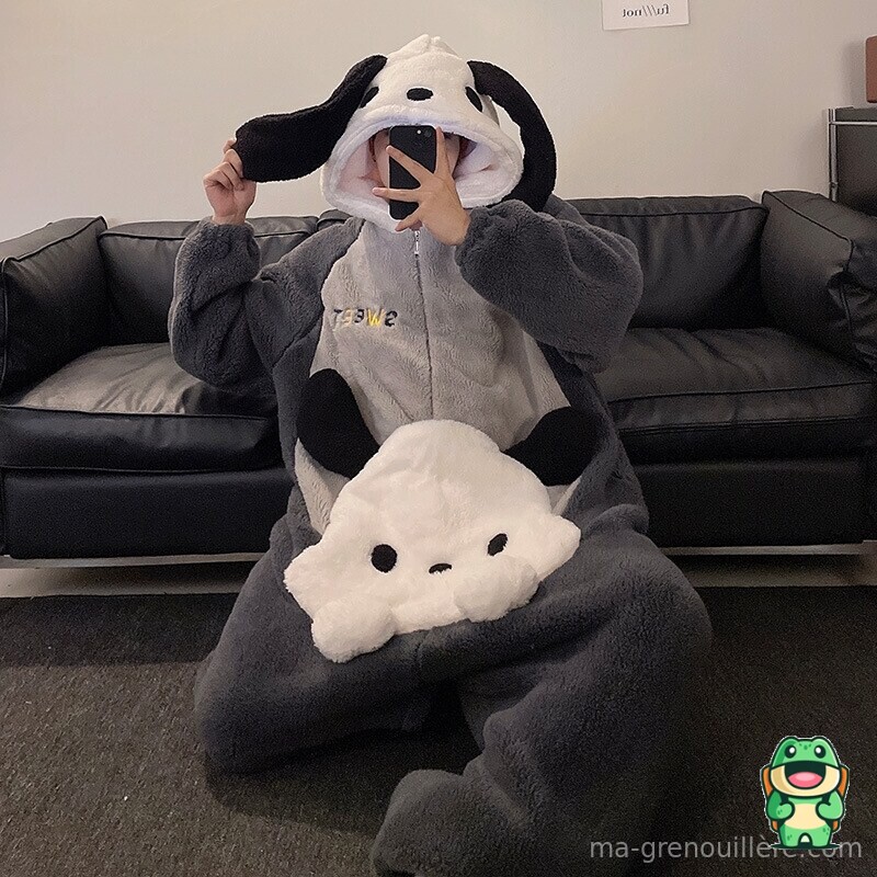 Dos de la grenouillère Pochacco avec coupe ample