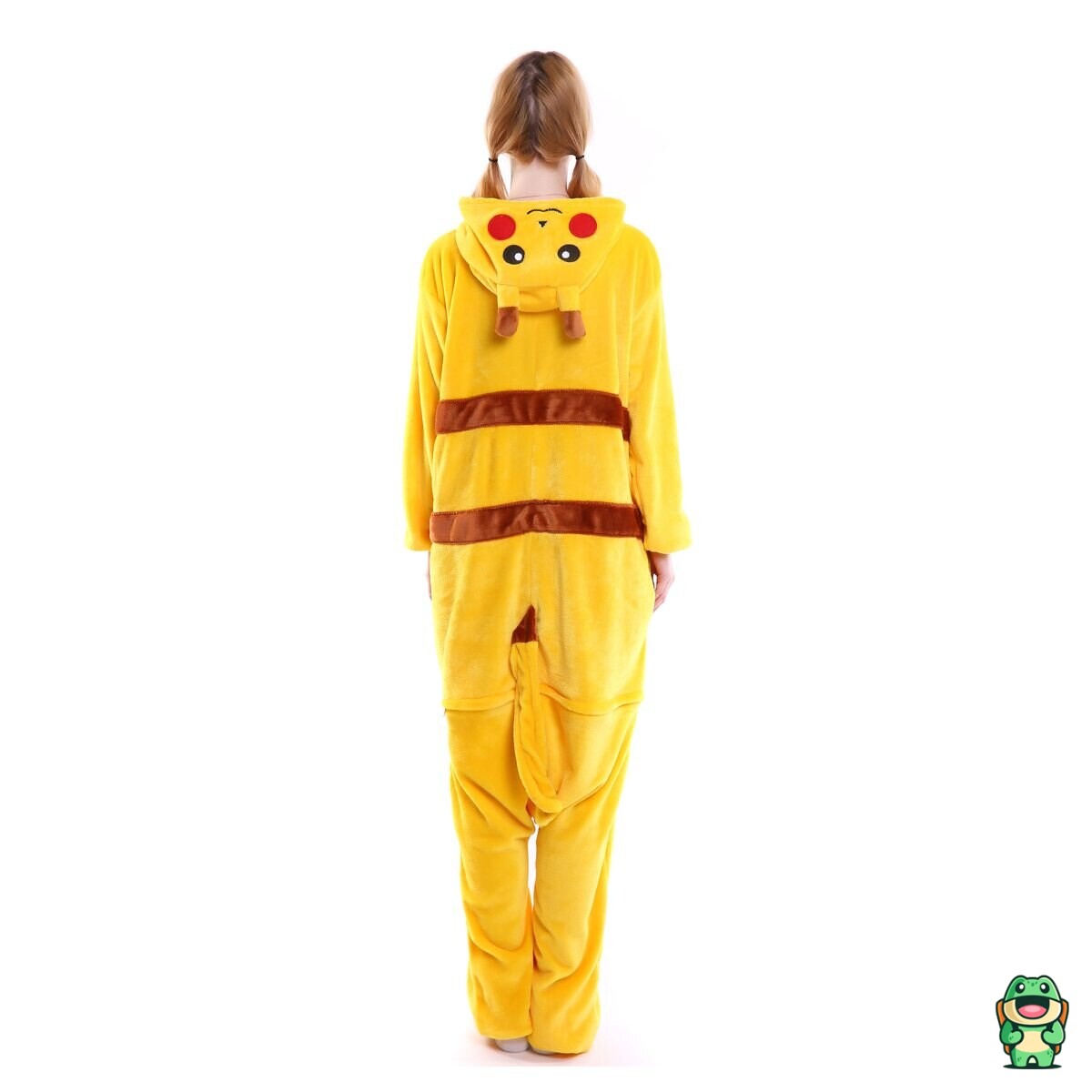 Capuche Pikachu avec oreilles et détails du visage