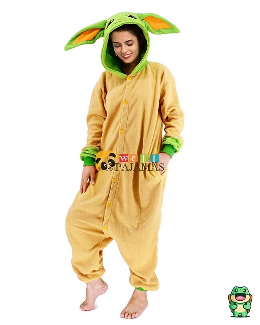 Détail de la polaire douce de la grenouillère Yoda